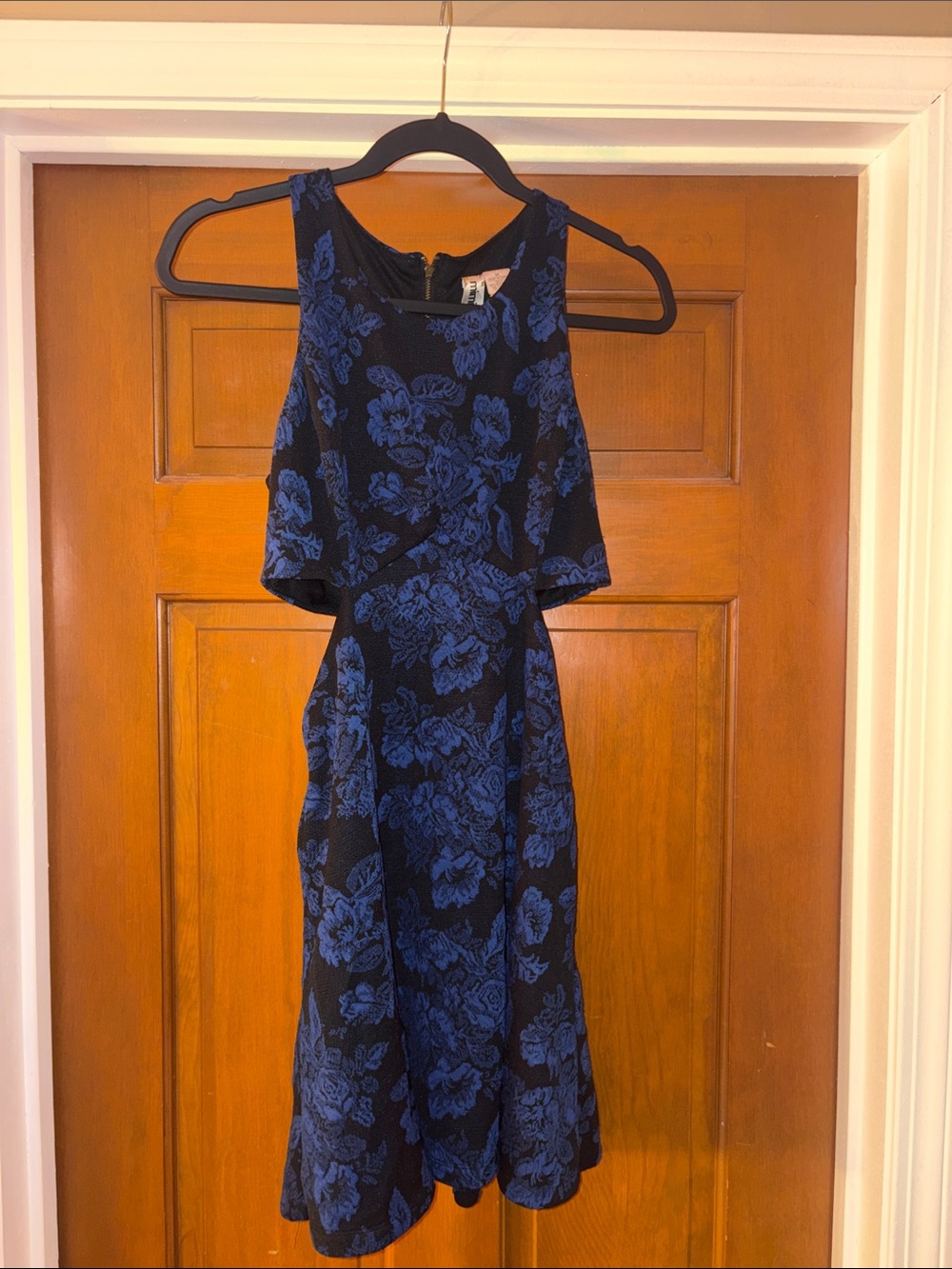 Mimi Chica Black & Navy Blue Floral Dress with Cutouts - Size M